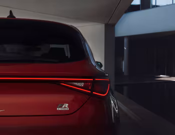 SEAT León FR eHybrid [Worldwide] '2020–н.в.
