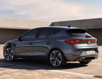 SEAT León FR eHybrid [Worldwide] '2020–н.в.