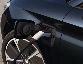 SEAT León FR eHybrid [Worldwide] '2020–н.в.