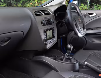 Интерьер SEAT León FR Supercopa [UK-spec] '2012