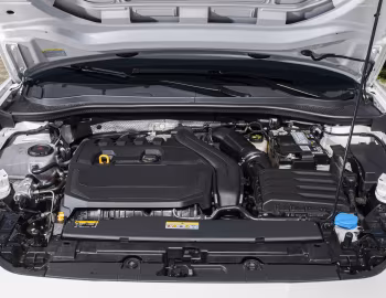 Под капотом SEAT León FR TGI [Worldwide] '2020–н.в.