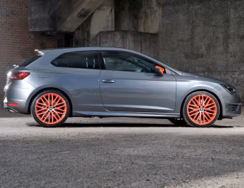 SEAT León SC Cupra 280 "Ultimate Sub8" [UK-spec] (5F) '2015–16