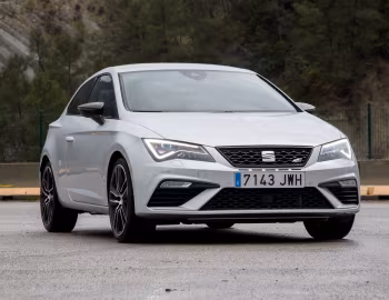 SEAT León SC Cupra 300 [Worldwide] (5F) '2017–20