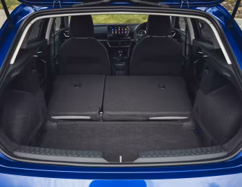 Boot SEAT León SE [UK-spec] '2020–pr.