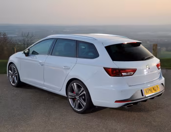 SEAT León ST Cupra 280 [UK-spec] (5F) '2015–16