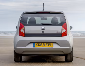 SEAT Mii FR Line 5-door [UK-spec] '2015–19