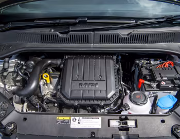 Под капотом SEAT Mii FR Line 5-door [UK-spec] '2015–19