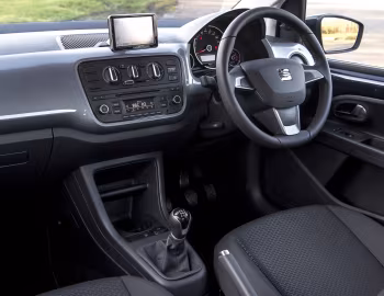 Интерьер SEAT Mii "I-TECH" 5-door [UK-spec] '05.2014–11.2015