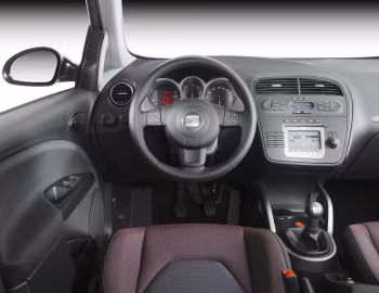 Передня панель SEAT Toledo (5P) '2004–06