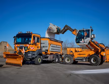 Sennebogen 355 E, MAN TGS