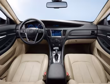 Интерьер Senova D50 '2014–17