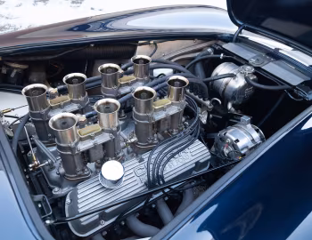 Sous la capuche 1964 Shelby Cobra 289 (CSX 2210)