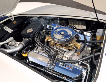 Sous la capuche 1966 Shelby Cobra 427 (CSX 3301) '09.1966