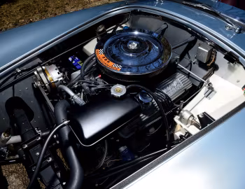 Sous la capuche 1964 Shelby Cobra 289 (CSX 2271)