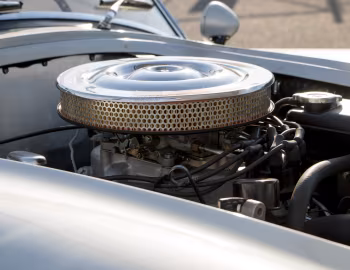 Sous la capuche 1965 Shelby Cobra 289 (CSX 8039)