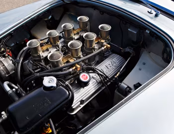 Sous la capuche 1964 Shelby Cobra 289 (CSX 2411)