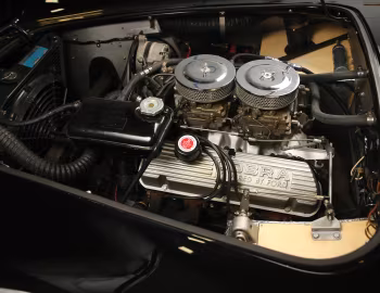 Sous la capuche 1963 Shelby Cobra 289 (CSX 2095)