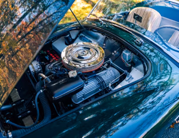 Sous la capuche 1964 Shelby Cobra 289 (CSX 2208)