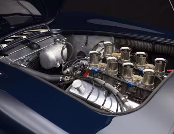 Sous la capuche 1964 Shelby Cobra 289 (CSX 2433) '04.1964