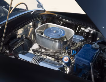Sous la capuche 1966 Shelby Cobra 427 S/C (CSX 3036)
