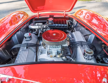 Sous la capuche 1966 Shelby Cobra 427 (CSX 3237)