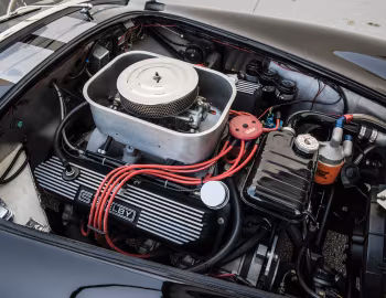Sous la capuche 1965 Shelby Cobra 427 S/C (CSX 4170) '05.2000