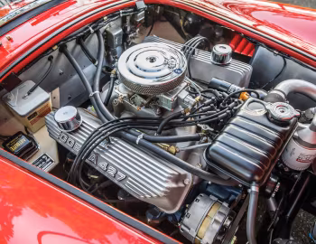 Sous la capuche 1966 Shelby Cobra 427 (CSX 3237)