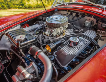 Sous la capuche 1966 Shelby Cobra 427 (CSX 3237)