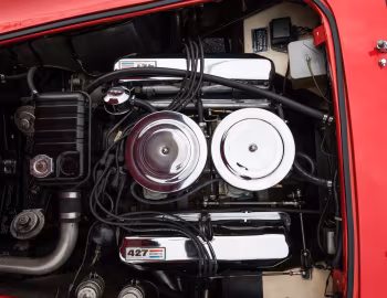 Sous la capuche 1966 Shelby Cobra 427 (CSX 3162)