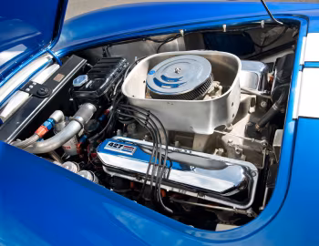 Sous la capuche 1967 Shelby Cobra 427 S/C (CSX 3045)