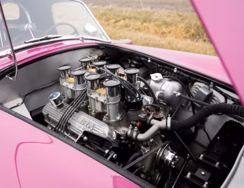 Sous la capuche 1963 Shelby Cobra Coupe "Dragonsnake" (CSX 2093)