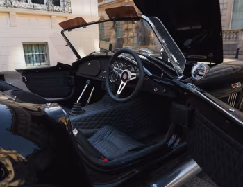 Intérieur Shelby Cobra CSX10000 [UK-spec] '2023–pr.