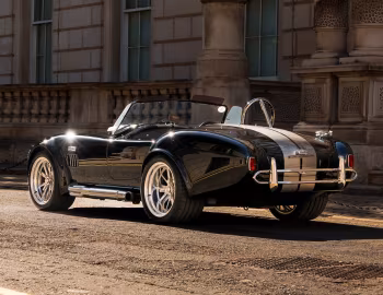 Shelby Cobra CSX10000 [UK-spec] '2023–pr.