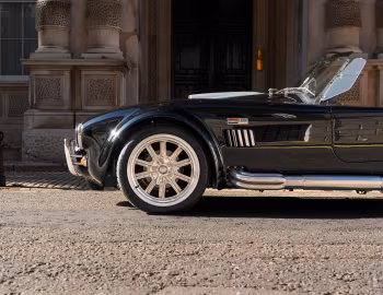 Shelby Cobra CSX10000 [UK-spec] '2023–pr.