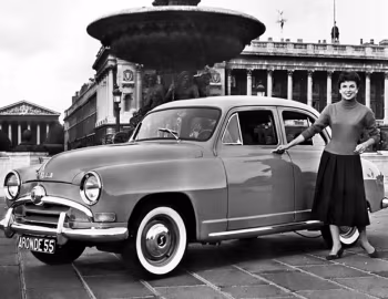 Simca Aronde 4-door saloon (9) '10.1951–55