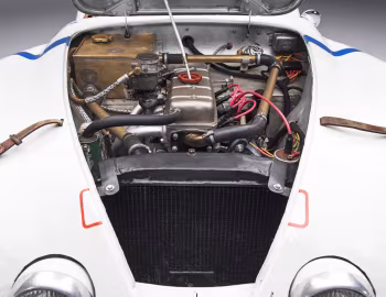Sob o capô Škoda 1101 Sport (Typ 966) '1949–50
