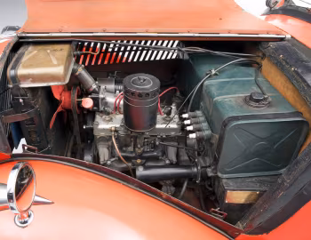 Sob o capô Škoda 420 Popular Roadster (Type 906) '1934–37