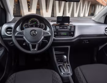 Painel frontal Škoda Citigoᵉ iV [Worldwide] '2019–20