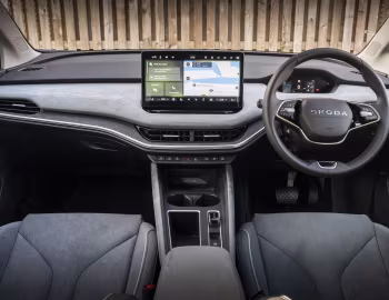 Painel frontal Škoda Enyaq 85 [UK-spec] '2025–pr.