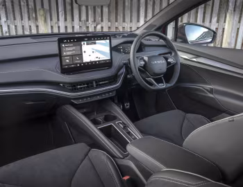 Interior Škoda Enyaq Coupé Sportline [UK-spec] '2025–pr.
