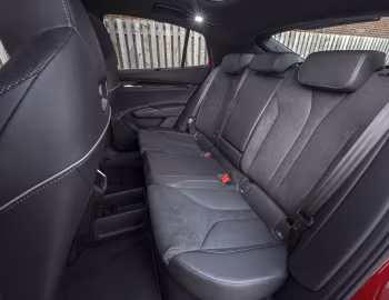Interior Škoda Enyaq Coupé Sportline [UK-spec] '2025–pr.