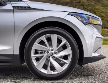 Škoda Enyaq iV 60 [UK-spec] '2021–pr.