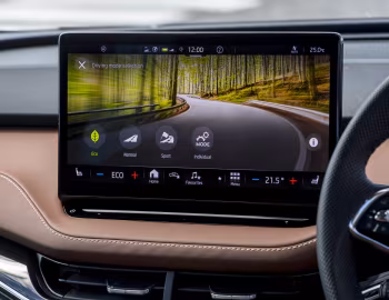Interior Škoda Enyaq iV 80 [UK-spec] '2021–pr.