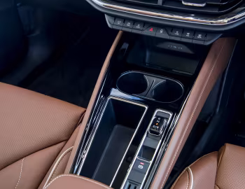 Interior Škoda Enyaq iV 80 [UK-spec] '2021–pr.