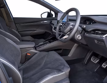 Interior Škoda Enyaq iV 85x Sportline [UK-spec] '2023–pr.