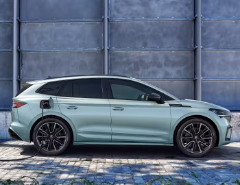 Škoda Enyaq iV 80 "Founders Edition" [Worldwide] '2020–21