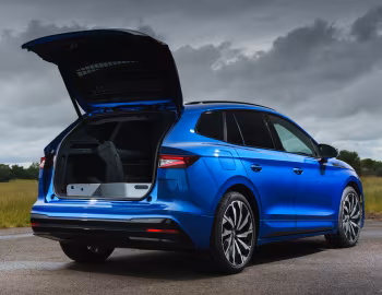 Škoda Enyaq Sportline Cargo [UK-spec] '2025–pr.