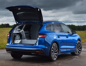 Škoda Enyaq Sportline Cargo [UK-spec] '2025–pr.