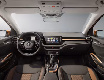 Painel frontal Škoda Fabia [Worldwide] '2021–pr.