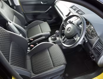 Інтер'єр Škoda Fabia [UK-spec] (NJ) '2015–18